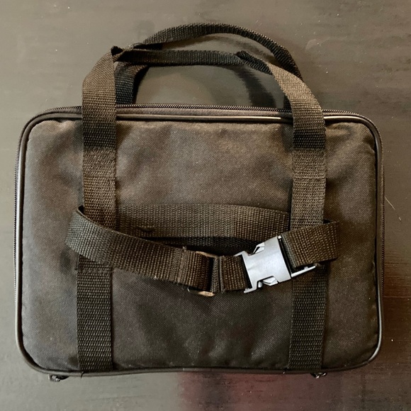 Kawasaki PVS10921 Portable DVD Player - Picture 4 of 14